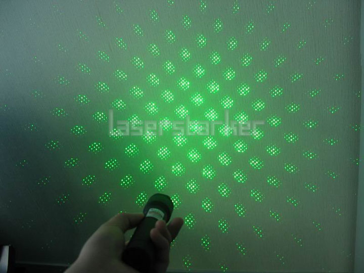 Laserpointer 100mW Grün mit Aufsatz