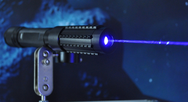 starker Laserpointer 10000mw