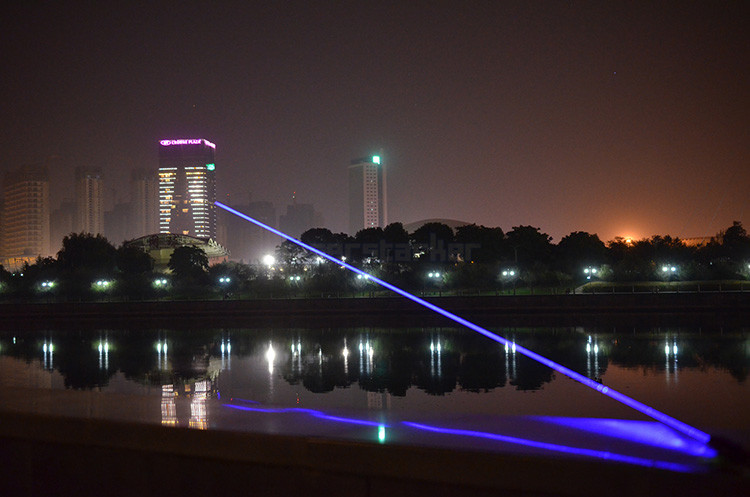 stärkster Laserpointer 30000mW der welt